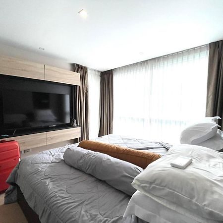 2 Bedrooms Near Pattaya Beach Екстериор снимка