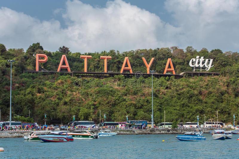 2 Bedrooms Near Pattaya Beach Екстериор снимка
