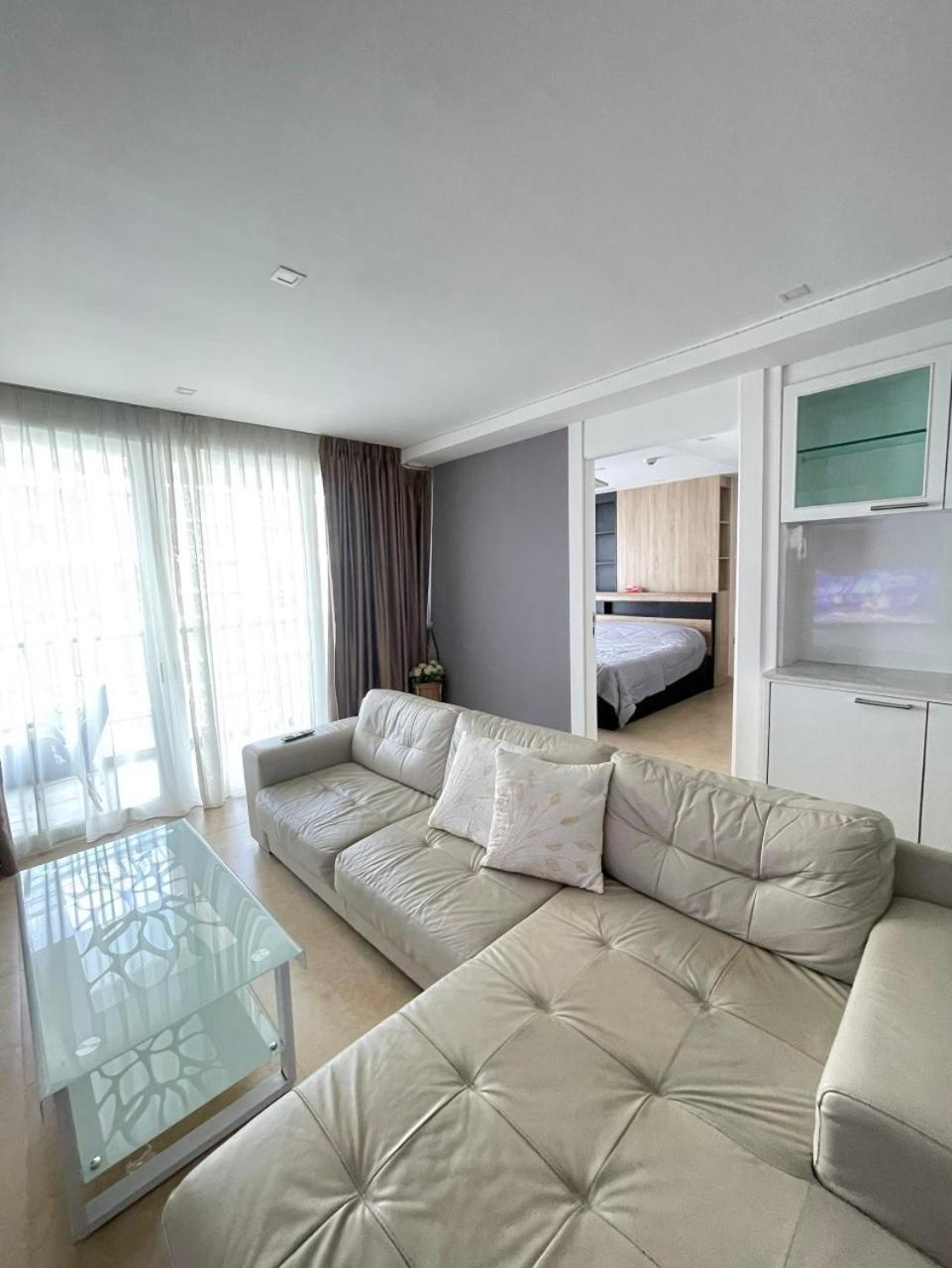 2 Bedrooms Near Pattaya Beach Екстериор снимка